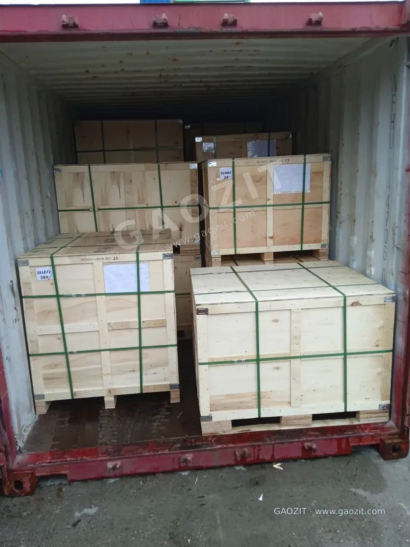 Packing photograph, 31 December 2025