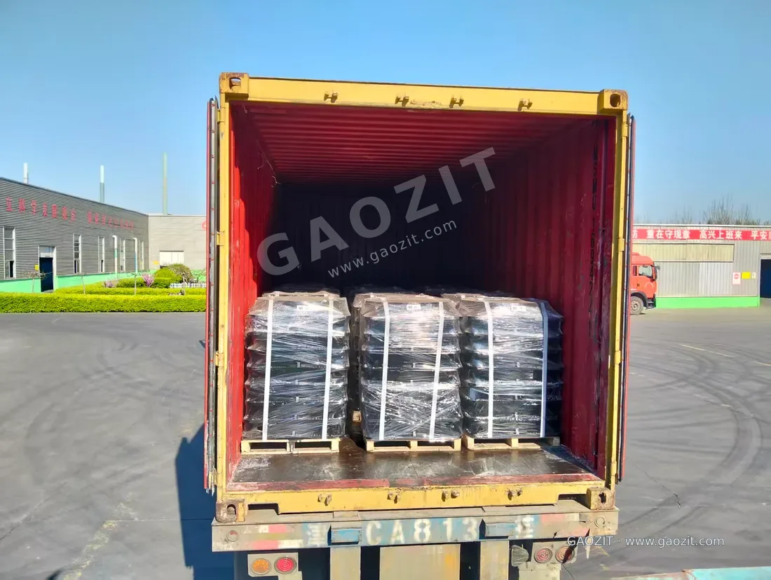 Packing photograph, 7 April 2026